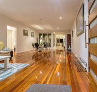 Spacious House in Heart of Surfers Paradise - Tourism Brisbane