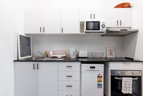 Spacious Woolloomooloo Apartment In Great Location - Brisbane Tourism 2