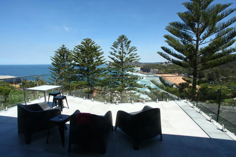 Spectacular Bilgola Beachhouse - Tourism Brisbane 0