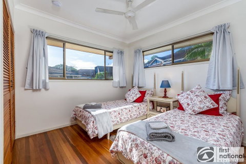 Spoil Yourself With The Perfect Position Of This First Floor Unit - Brisbane Tourism 2