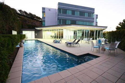 Springfield Lakes Boutique Hotel - Tourism Brisbane 0