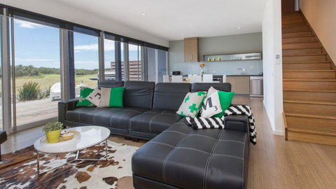 ST ANDREWS BEACH APARTMENT 4.01 - Brisbane Tourism 0
