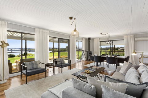 Stargazers Cottage - L'Abode - Tourism Brisbane 0
