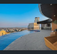 Stay in Style-Luxury CBD Apartment - Brisbane Tourism