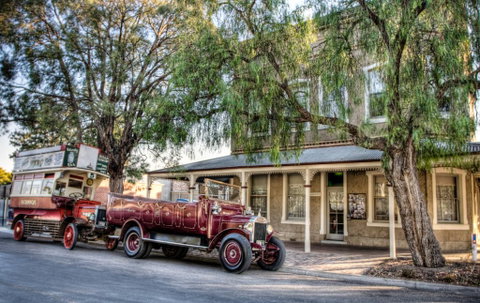 Steampacket Inn - Tourism Brisbane 0