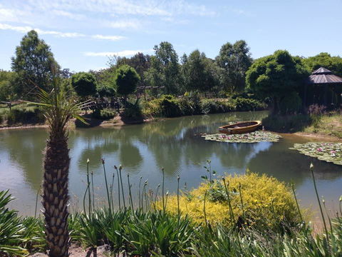 Still Waters - Tourism Brisbane 1