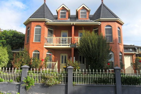 Stonecutters Inn - Brisbane Tourism 0