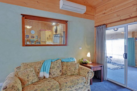 Stony Rise Cottage B&B - Brisbane Tourism 2