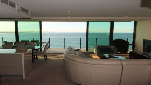 Strand Beachside 1003 - Penthouse - Brisbane Tourism 1