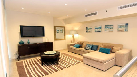 Strand Beachside 1003 - Penthouse - Brisbane Tourism 3
