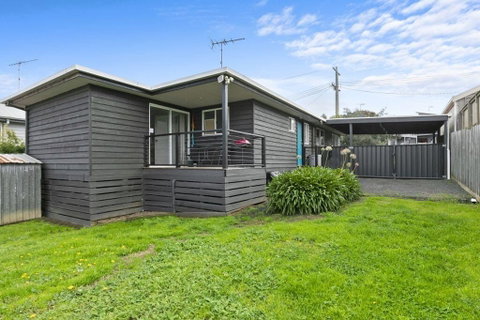 Strathmore Beach House 67 - Brisbane Tourism 0