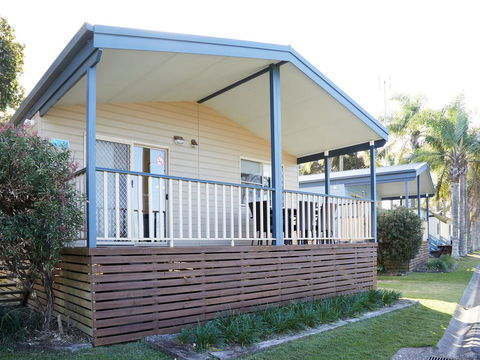 Stuarts Point Holiday Park - Tourism Brisbane 1