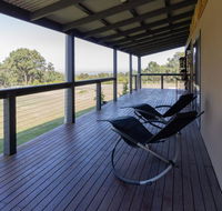 Studio 165 Hidden Gem on 50 acres with bay views - Tourism Brisbane