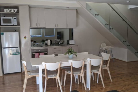 Stunning 2 Storey Apartment In Perth's CBD - Tourism Brisbane 0