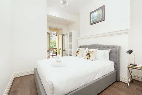 STUNNING SYDNEY HOME 7 - Tourism Brisbane 2
