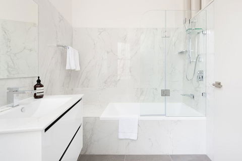 STUNNING SYDNEY HOME 7 - Brisbane 4u 3