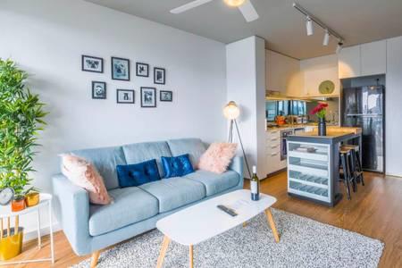 Stylish 2-bedroom Apartment In Fortitude Valley - Brisbane Tourism 1