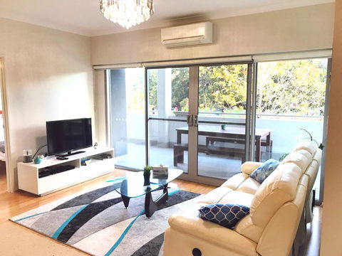 Stylish 2x2 W/ Carpark In Perth - Tourism Brisbane 0