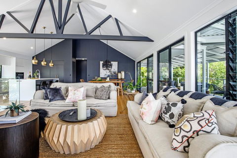 Stylish And Spacious Masterpiece, Sunshine Beach - Brisbane Tourism 1