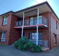 Stylish Bedroom in Bentleigh East - Tourism Brisbane