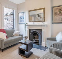 Stylish House - Moments to Kings Cross  City - Tourism Brisbane