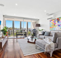 Stylish Saint Kilda Pad. walk to beach and cafes luna park - Brisbane Tourism