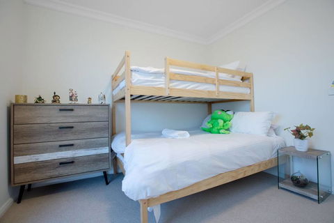 StylishTownhouse@Narre Warren/TrainStation/SC - Tourism Brisbane 0
