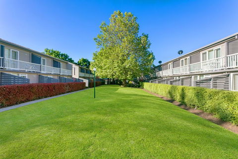 Summer East Apartments - Tourism Brisbane 0