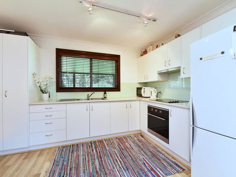 Summerfield Cottage - Hunter Valley, Renovated House In Central North Rothbury - Brisbane Tourism 1