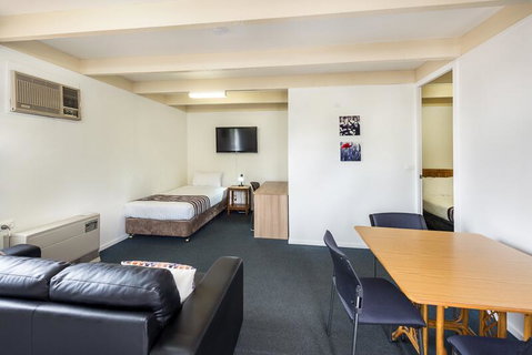 Sundown Villas - Brisbane Tourism 1
