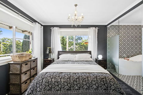 SUNNYDELL - Tourism Brisbane 3