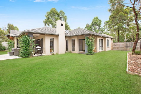 Sunny Finch House - Brisbane Tourism 2