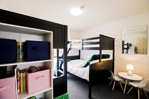 Sunny Shackell - Echuca Moama Holiday Accommodation - Tourism Brisbane 2