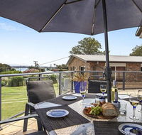 SunRay on Orama - spacious with great views - Brisbane Tourism