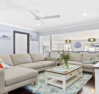Sunset Beach - situated between two beaches and a lake - Brisbane Tourism