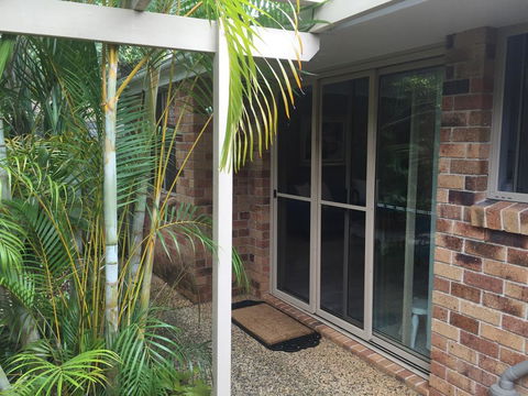 Sunshine Coast Tropical Getaway - Brisbane Tourism 3