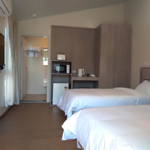 Sunshine Gardens Bourke Resort - Tourism Brisbane 3