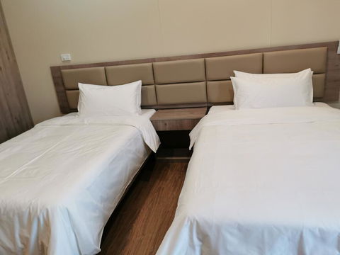 Sunshine Gardens Bourke Resort - Tourism Brisbane 0