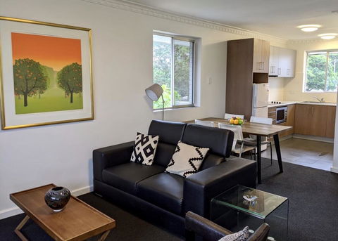 Superb 2 BR Apartment Minutes To CBD- Cen8 - Tourism Brisbane 0