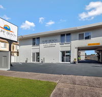 Surf Beach Motel Coffs - Brisbane Tourism