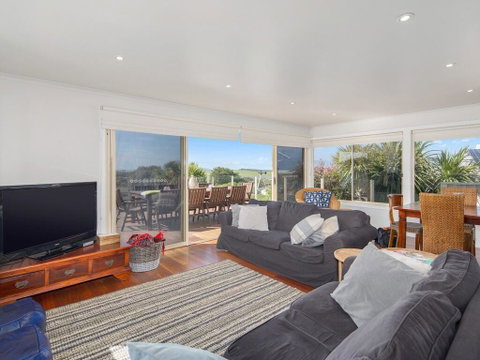Surf188 - Tourism Brisbane 1