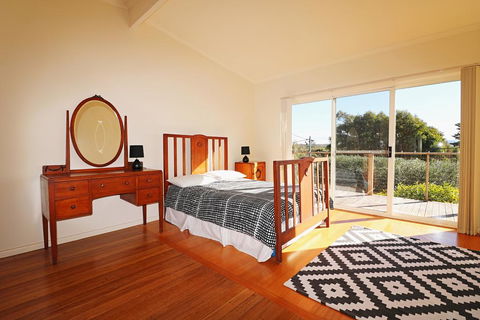 Surfside - Tourism Brisbane 3