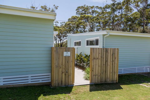 Surfside Cudmirrah Beach - Brisbane Tourism 3