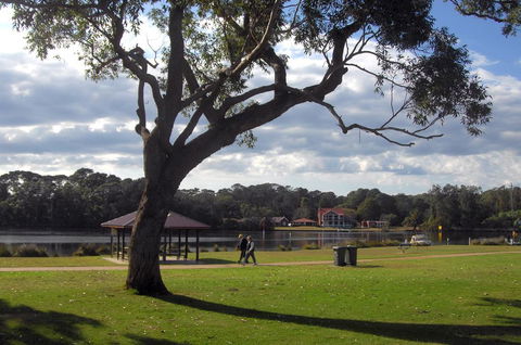 Sussex Shores - Brisbane Tourism 1