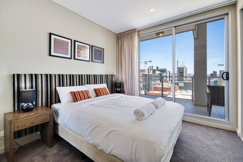 Swainson At Embassy - Brisbane Tourism 2