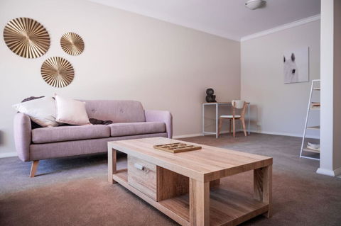 SWAN RIVER STAY, PERTH, WIFI, NETFLIX, APPLECROSS, FREO - Tourism Brisbane 1