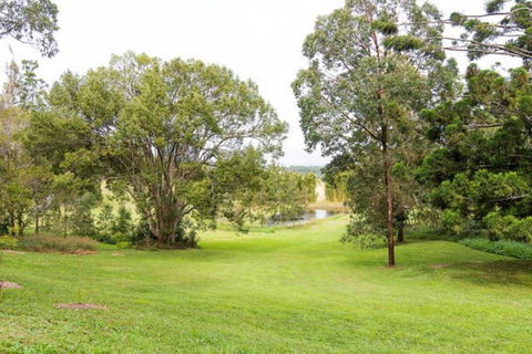 Sweet Love - Byron Bay Hinterland - Brisbane Tourism 1
