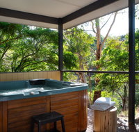 Swiss Mt Villa 2 - Brisbane Tourism