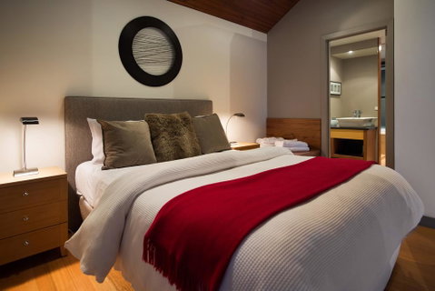 Swiss Mt Villa 5 Balneo - Brisbane Tourism 2