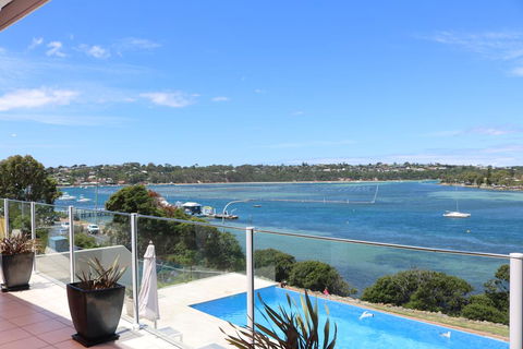 Sybella - Brisbane Tourism 0